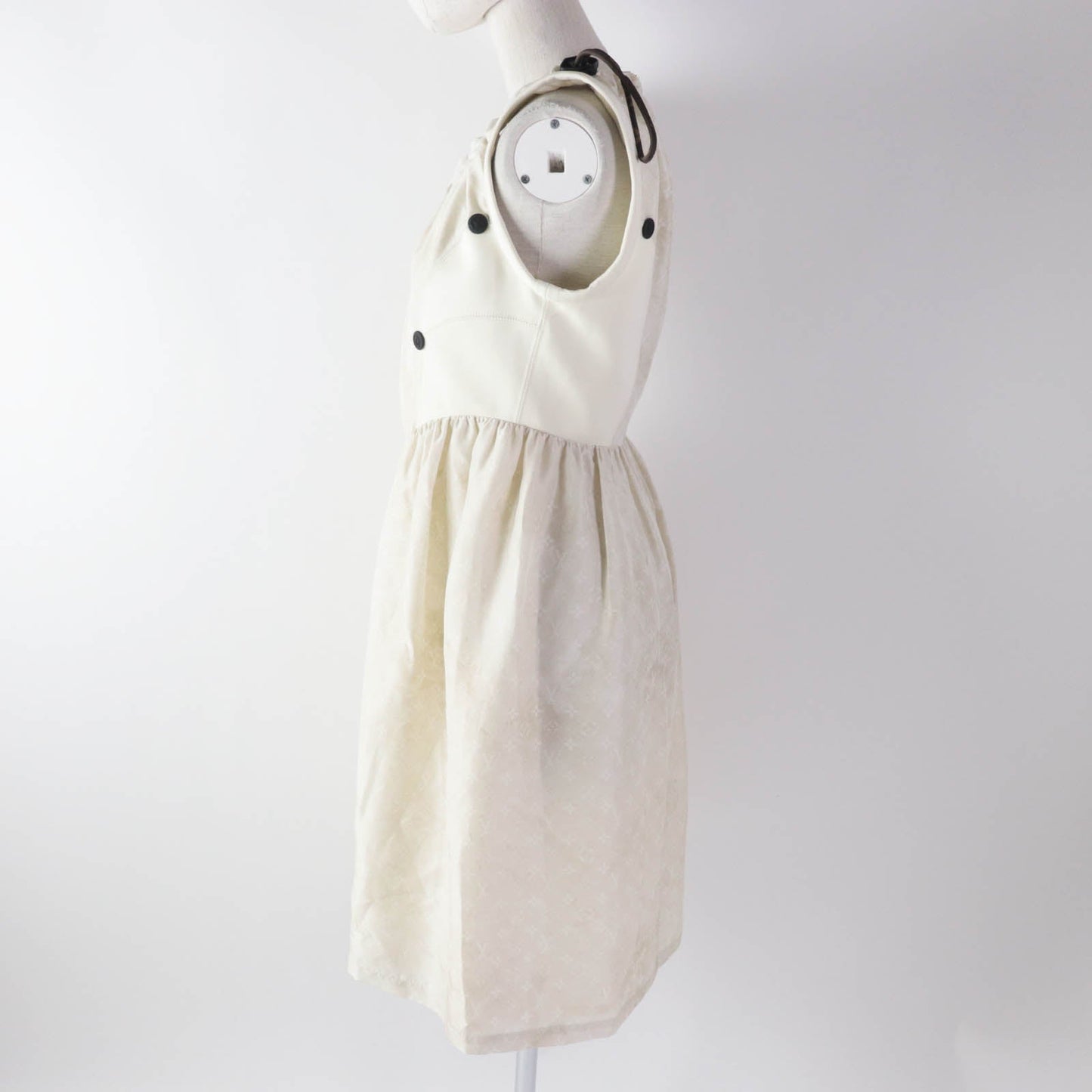 Louis Vuitton one piece 1AFCI6 ss 38 Nylon Beige Apparel