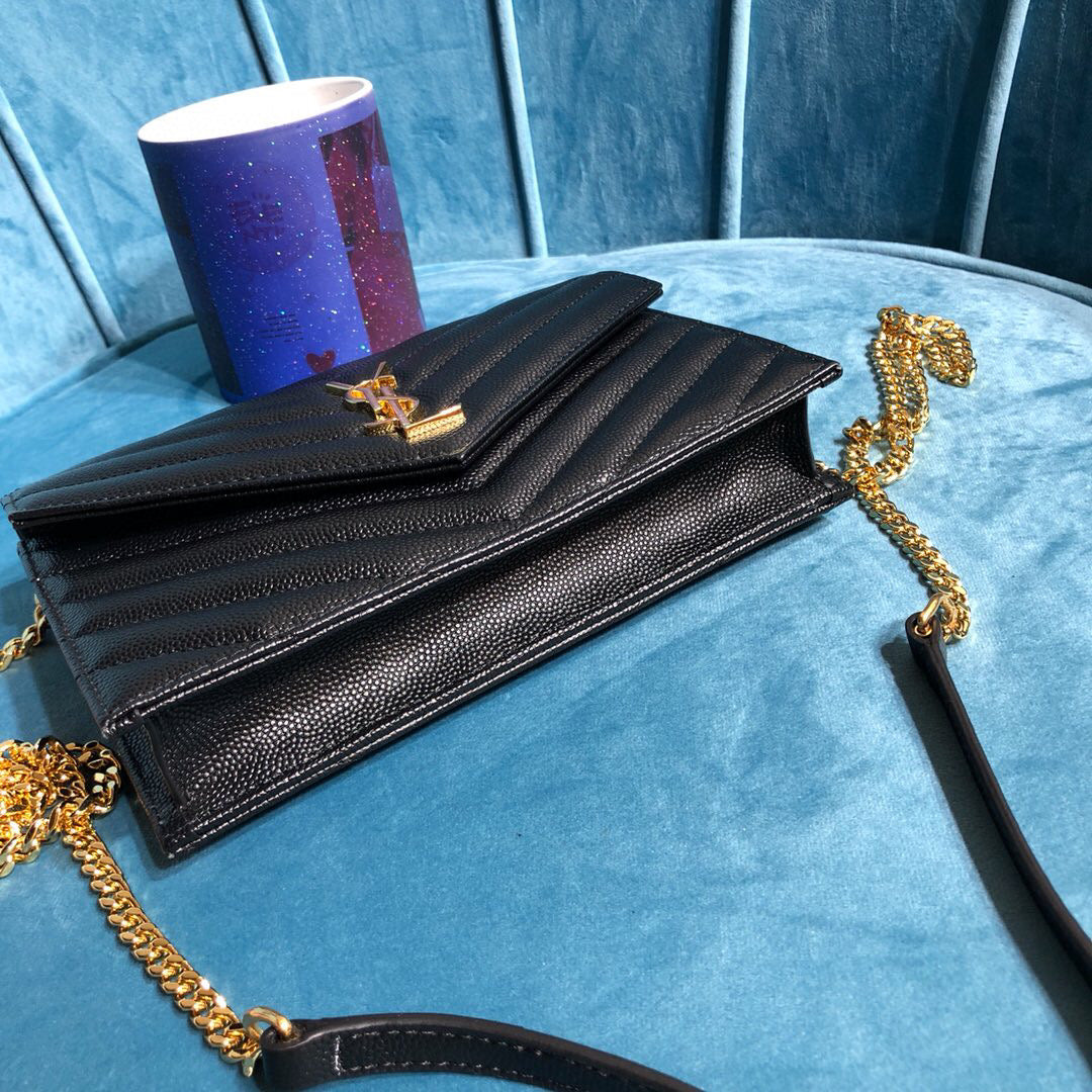 YSL Saint Laurent 9in 23cm 118 Monogram Quilted Black Shoulder Bag