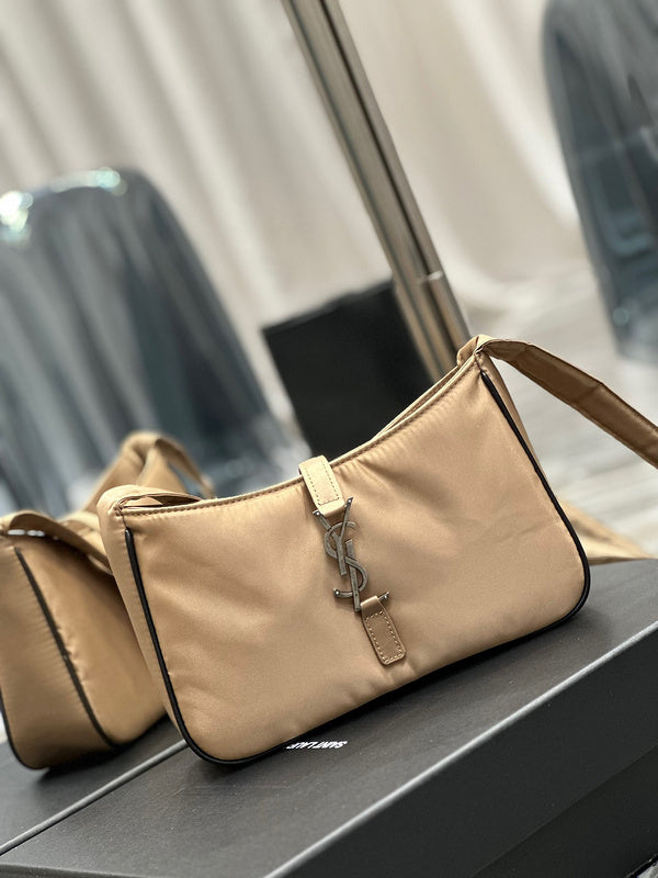 YSL Saint Laurent Ysl Saint Saurent Bags 162 Travel Bag