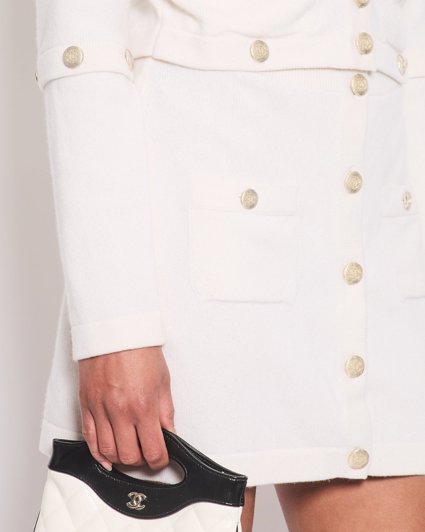 Chanel *HOT* White Long-Line Cashmere Dress with Gold CC Buttons Detail Size FR 34 (UK 6)