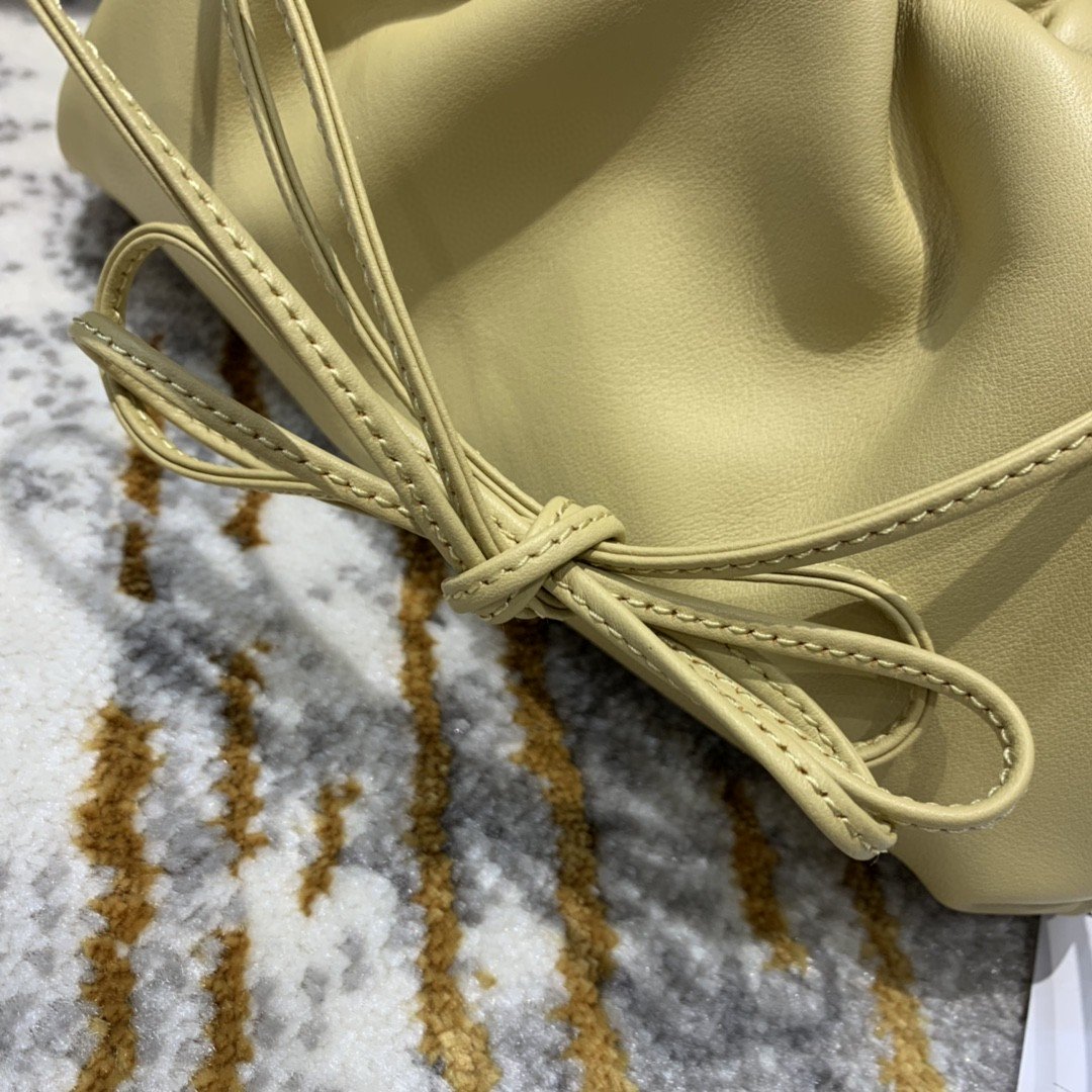 Top Quality Pouch For Women In Yellow Mini Travel Bag