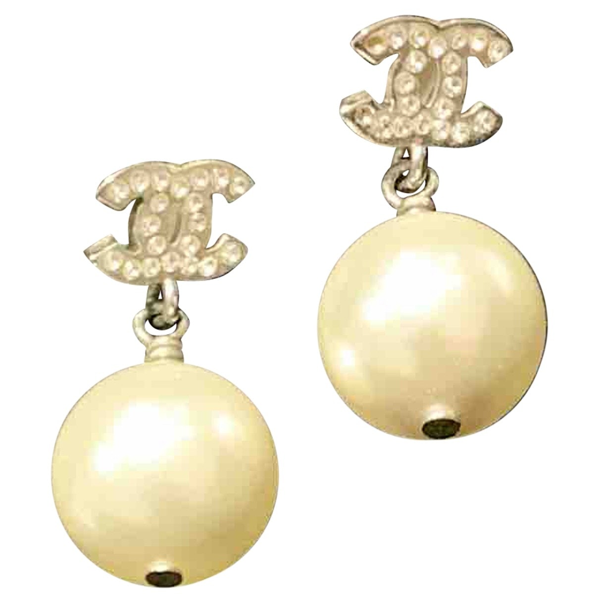 Chanel cc silver pearls earrings Jewelry