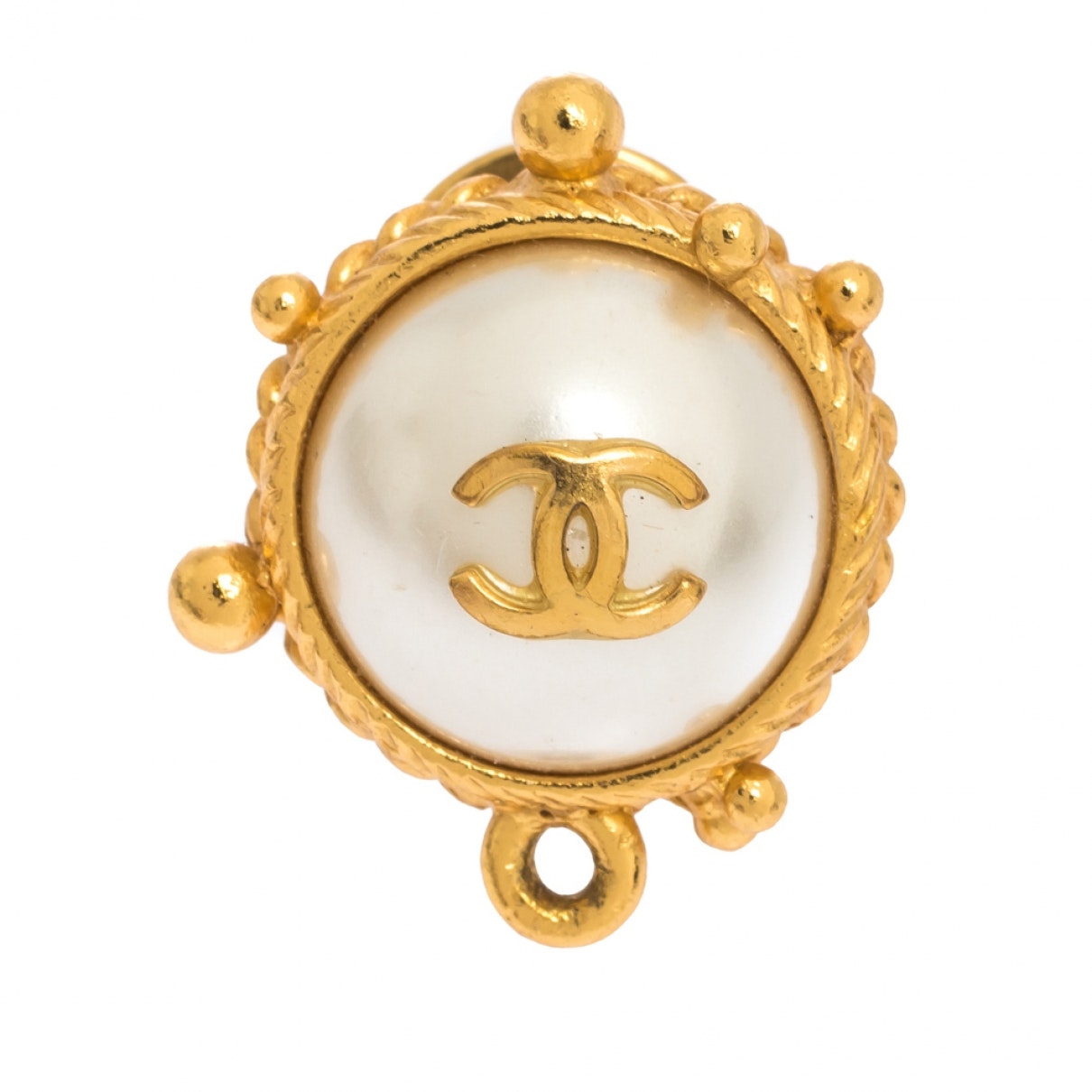 Chanel pins & brooches Jewelry