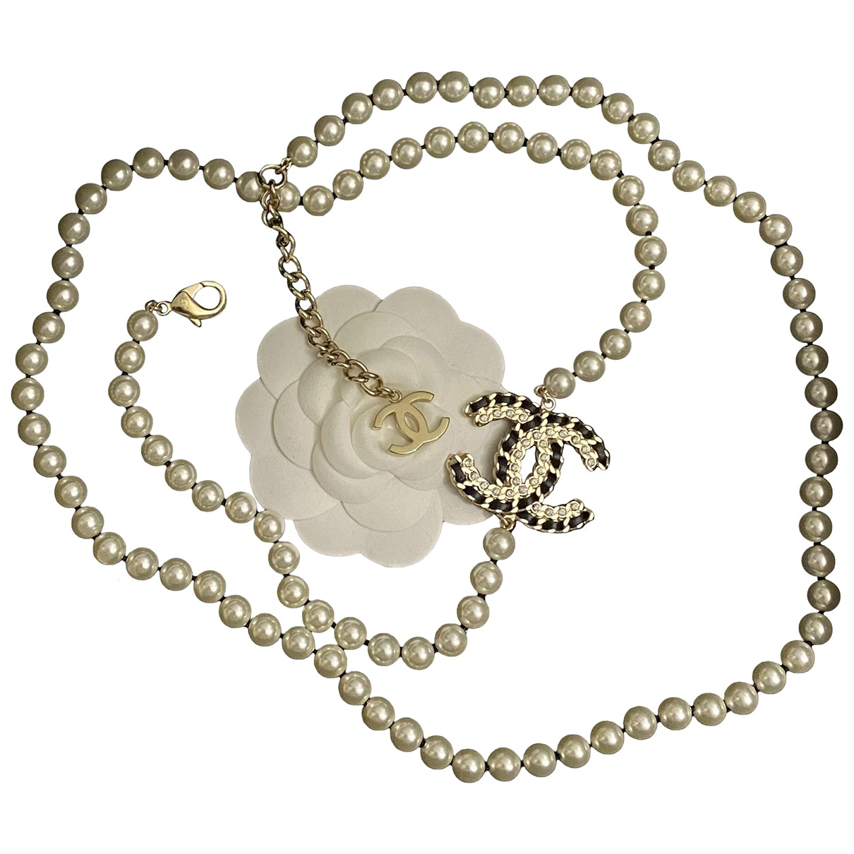 Chanel ecru pearls long necklaces Jewelry