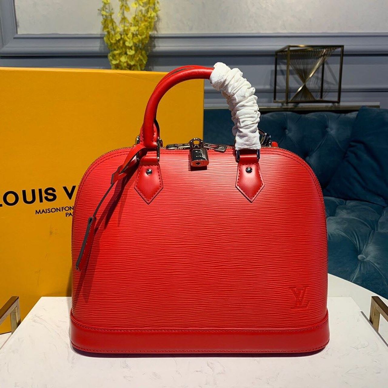 Top Quality Alma Pm Epi For Women Red Crossbody Bag