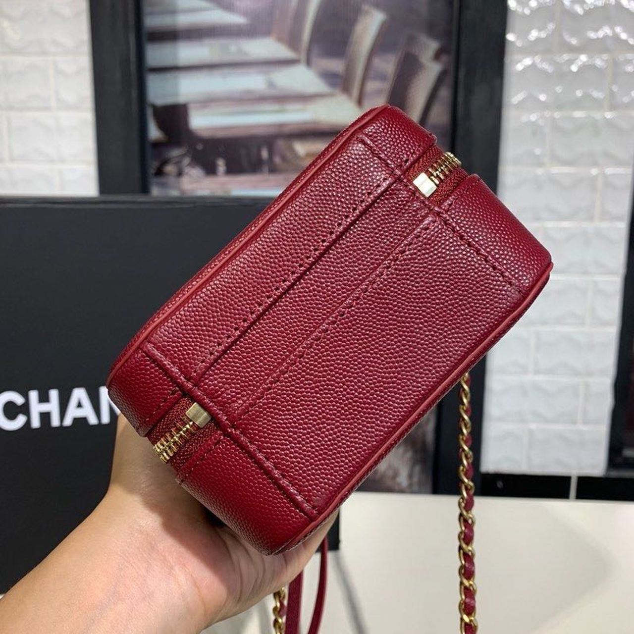 CHL Top QualityTop Qualityligree Vertical Crossbody Bag