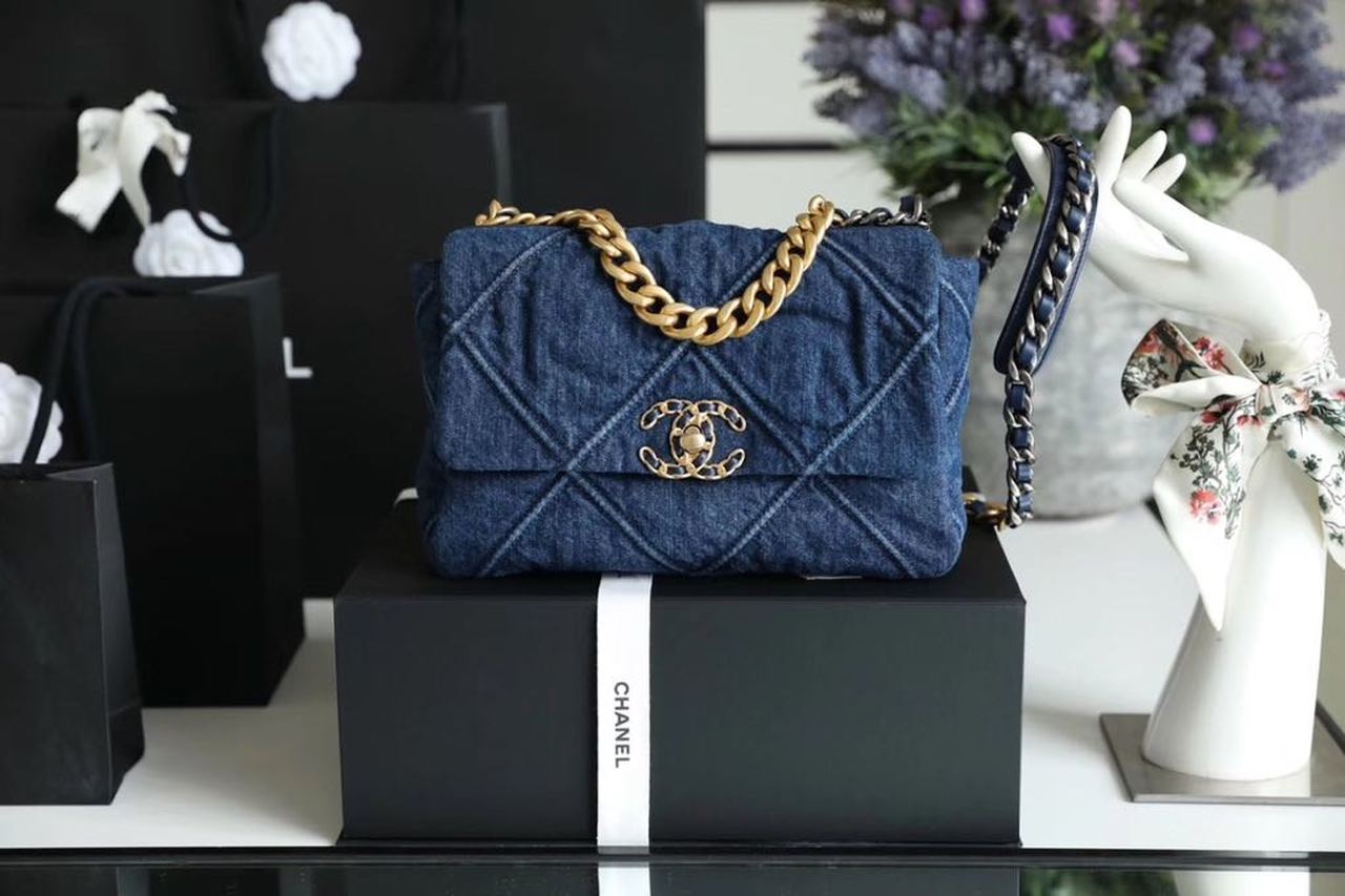 CHL 19 , ’s , Denim Blue Flap Crossbody Bag