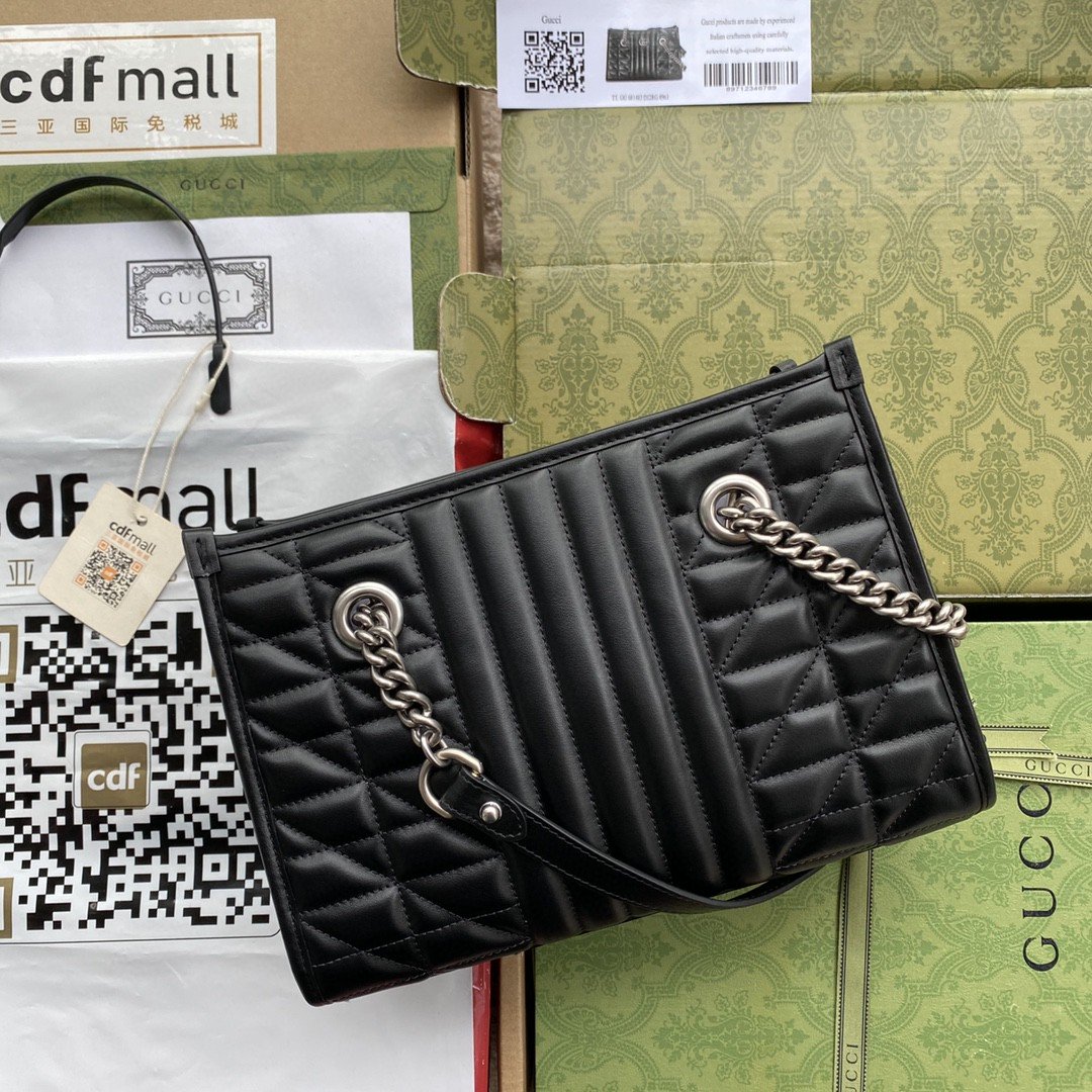 gg Marmont Matelasses 10in 26.5cm Black Small Tote Bag