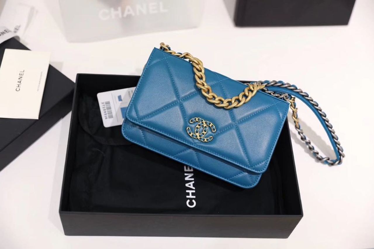 CHL 19 WOC Top Qualityap Leather Blue Flap Jewelry