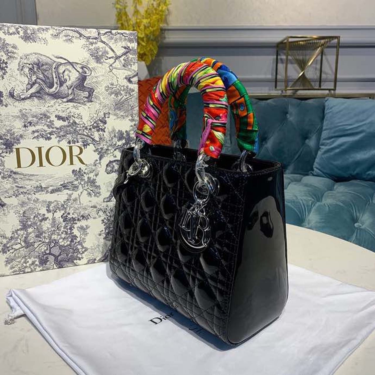 MeTop Qualityum Lady SiTop Qualityer Black Chain Handbag