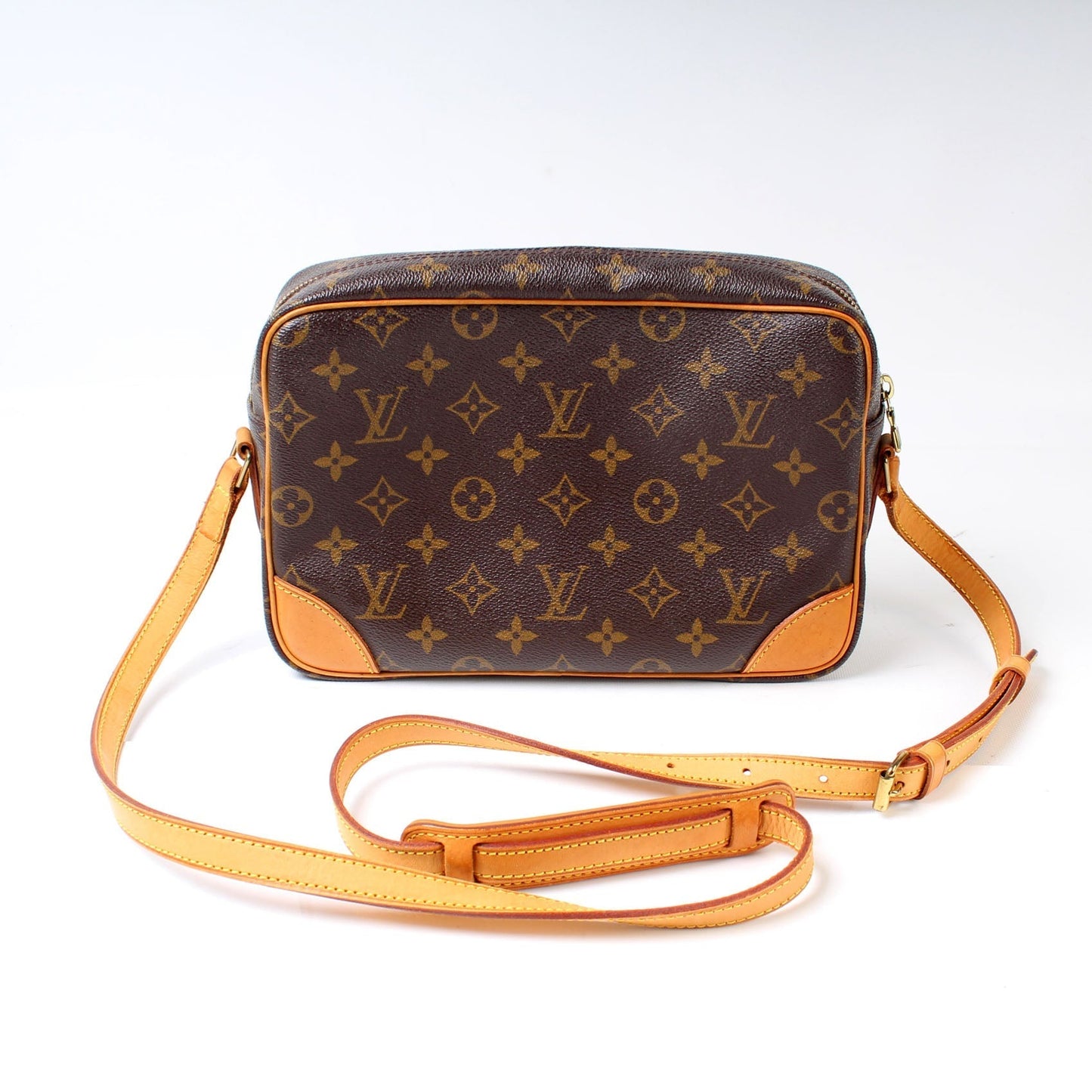Louis Vuitton Trocadero 27 Monogram Handbag Monogram 9