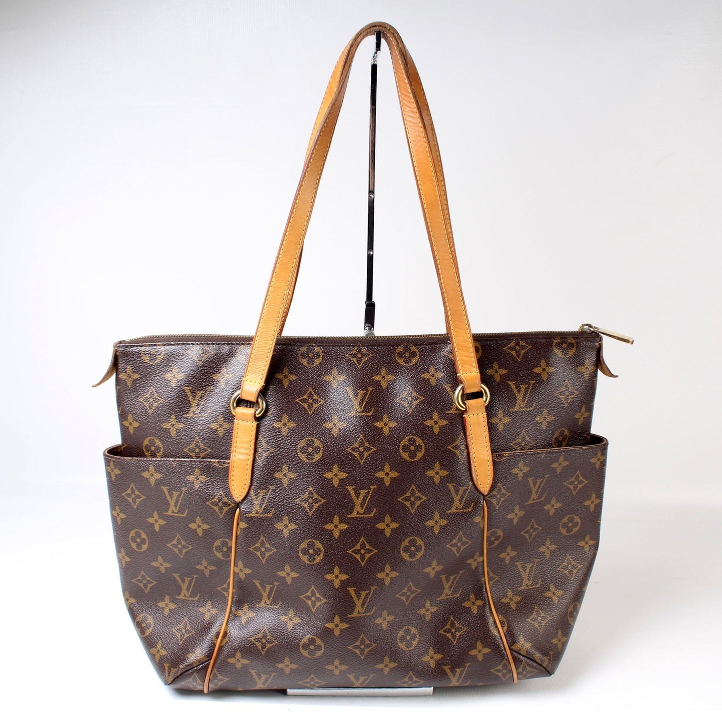 Louis Vuitton Totally Monogram MM Handbag Monogram Ca541D63