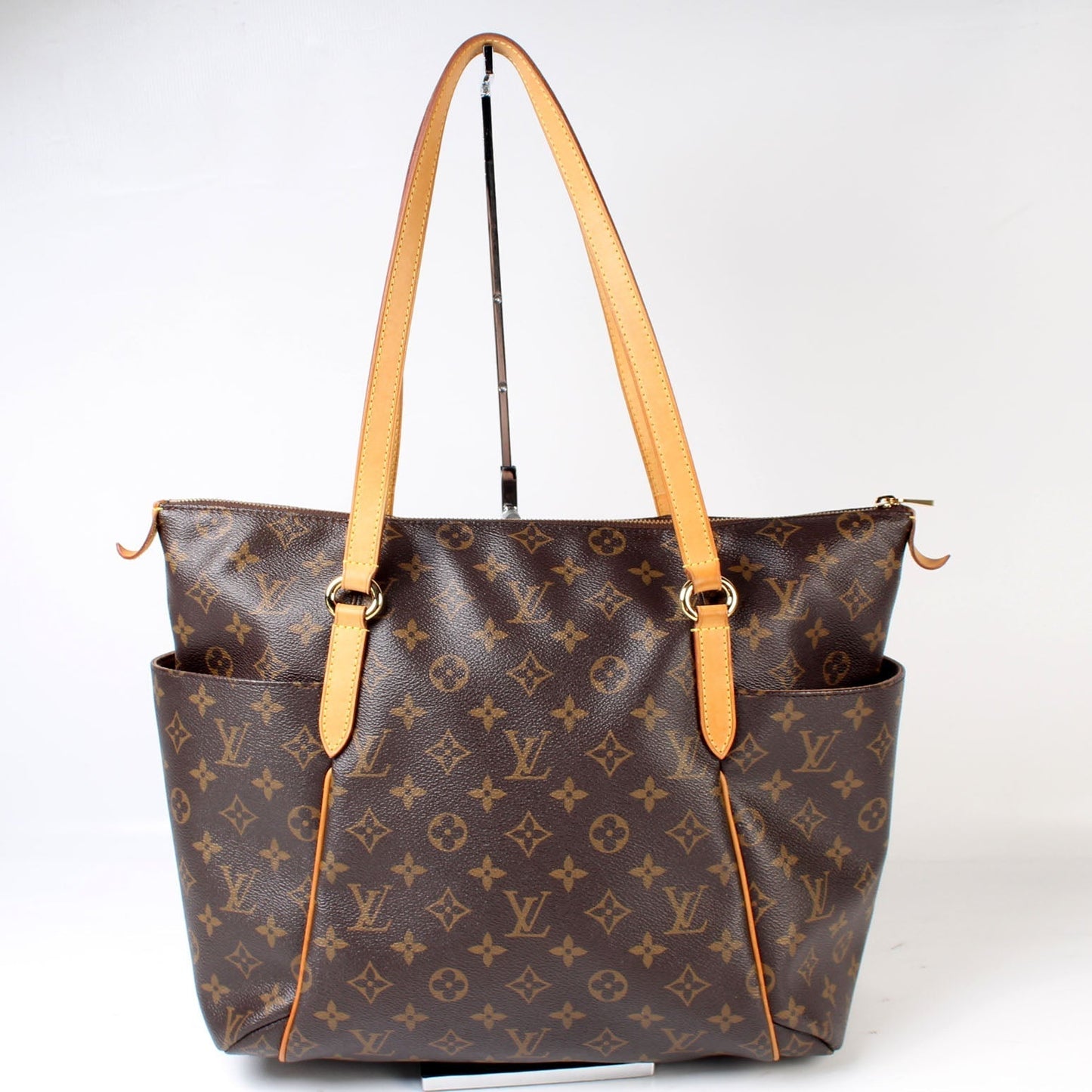 Louis Vuitton Totally Monogram MM Handbag Monogram 21