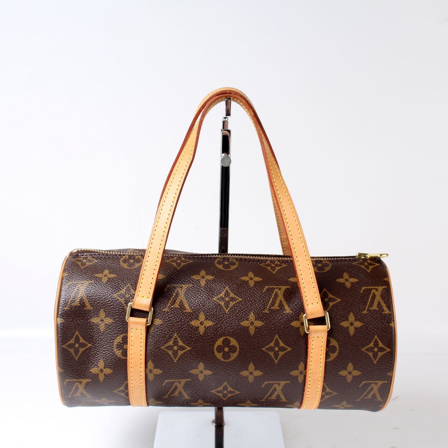 Louis Vuitton Papillon 26 10.5 Monogram Handbag