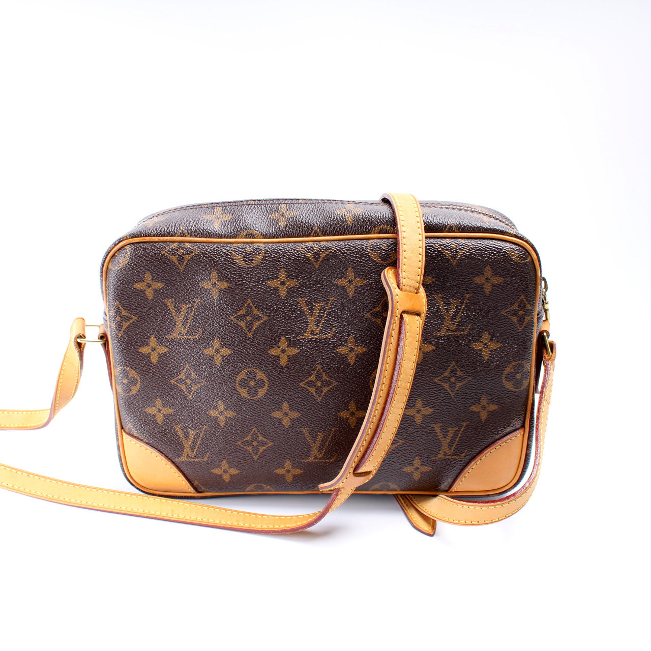 Louis Vuitton Trocadero 27 Monogram Handbag Monogram 13