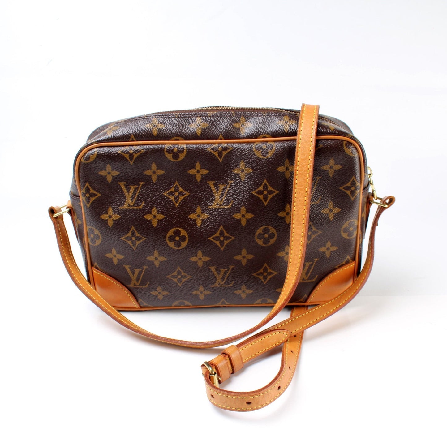 Louis Vuitton Trocadero 27 Monogram Handbag Monogram 17