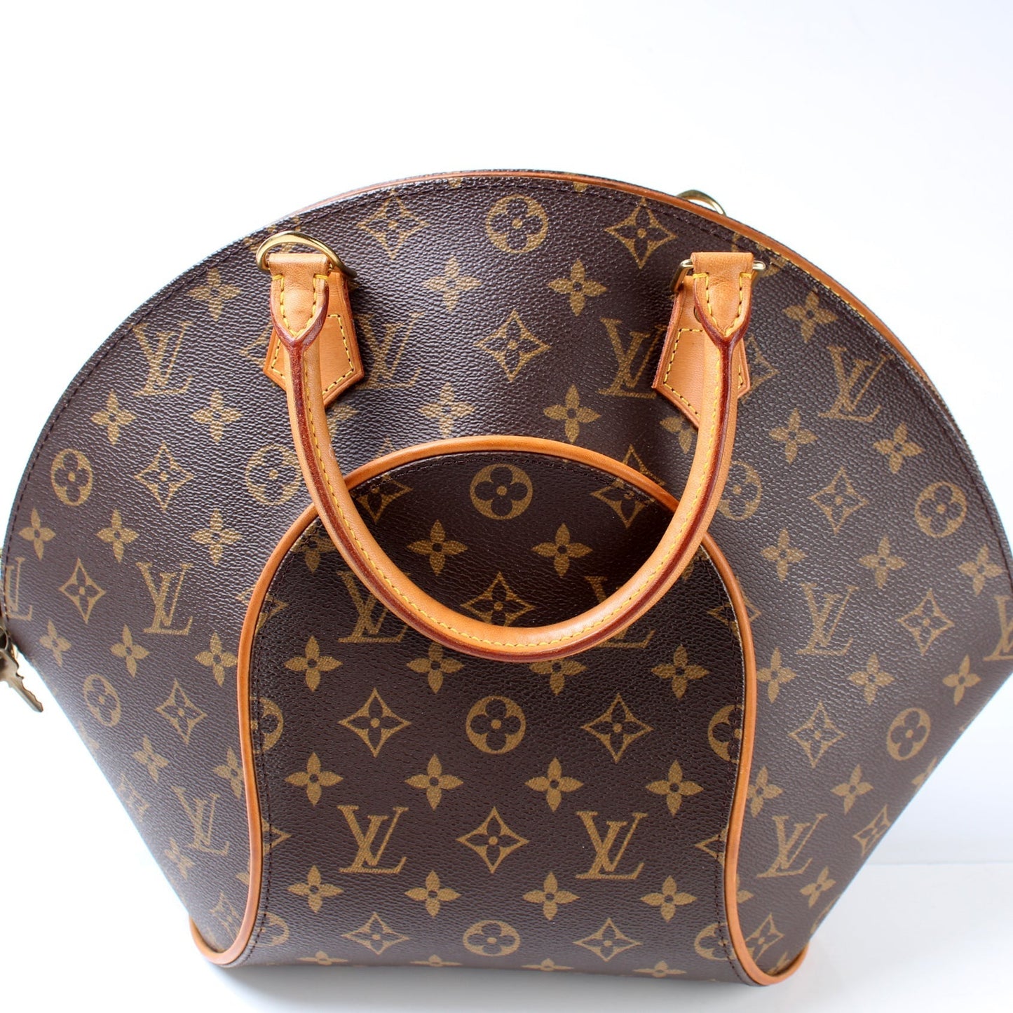Louis Vuitton Ellipse MM Monogram Handbag Monogram 26