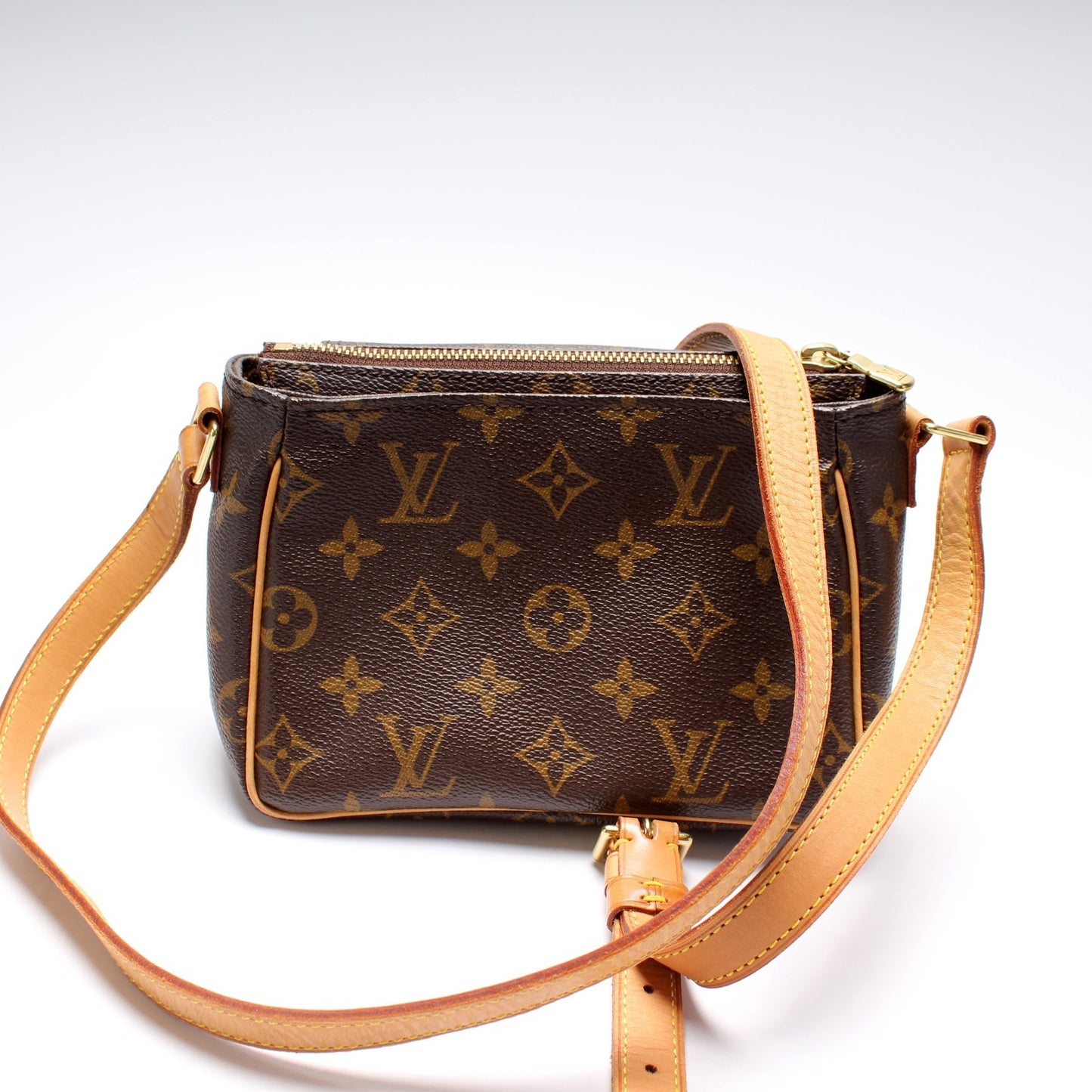 Louis Vuitton Viva Cite Monogram PM Handbag Monogram 2