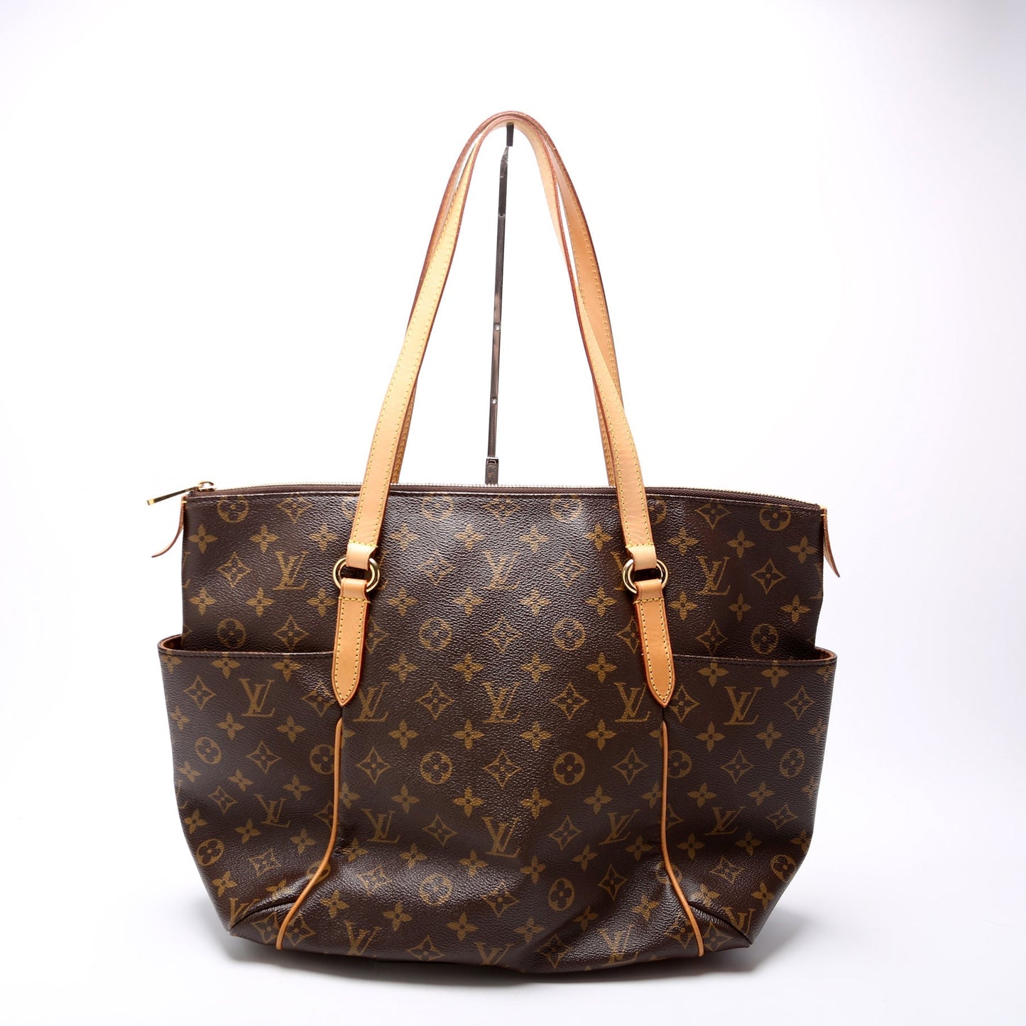 Louis Vuitton Totally Monogram MM Handbag Monogram 28