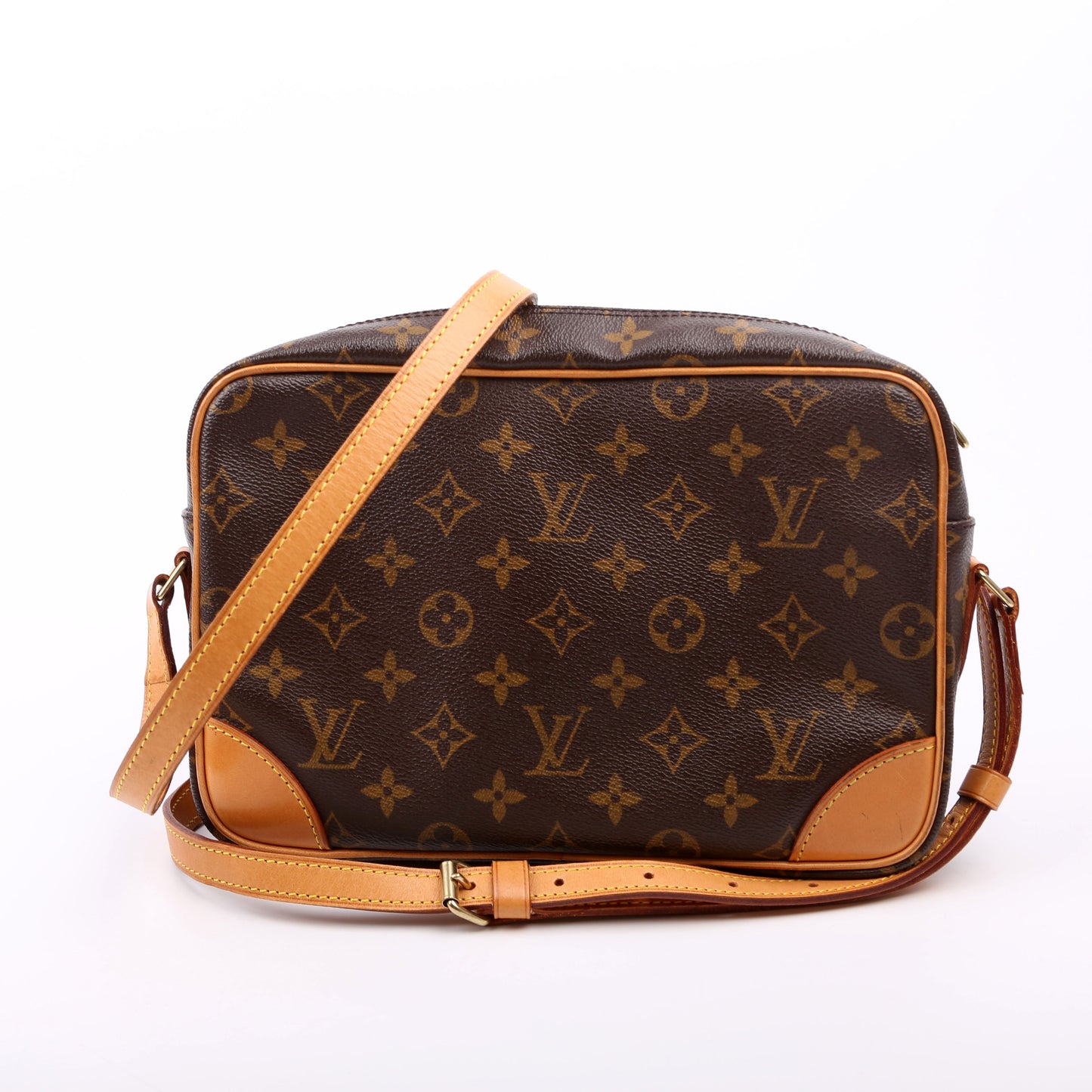 Louis Vuitton Trocadero 27 Monogram Handbag Monogram 35