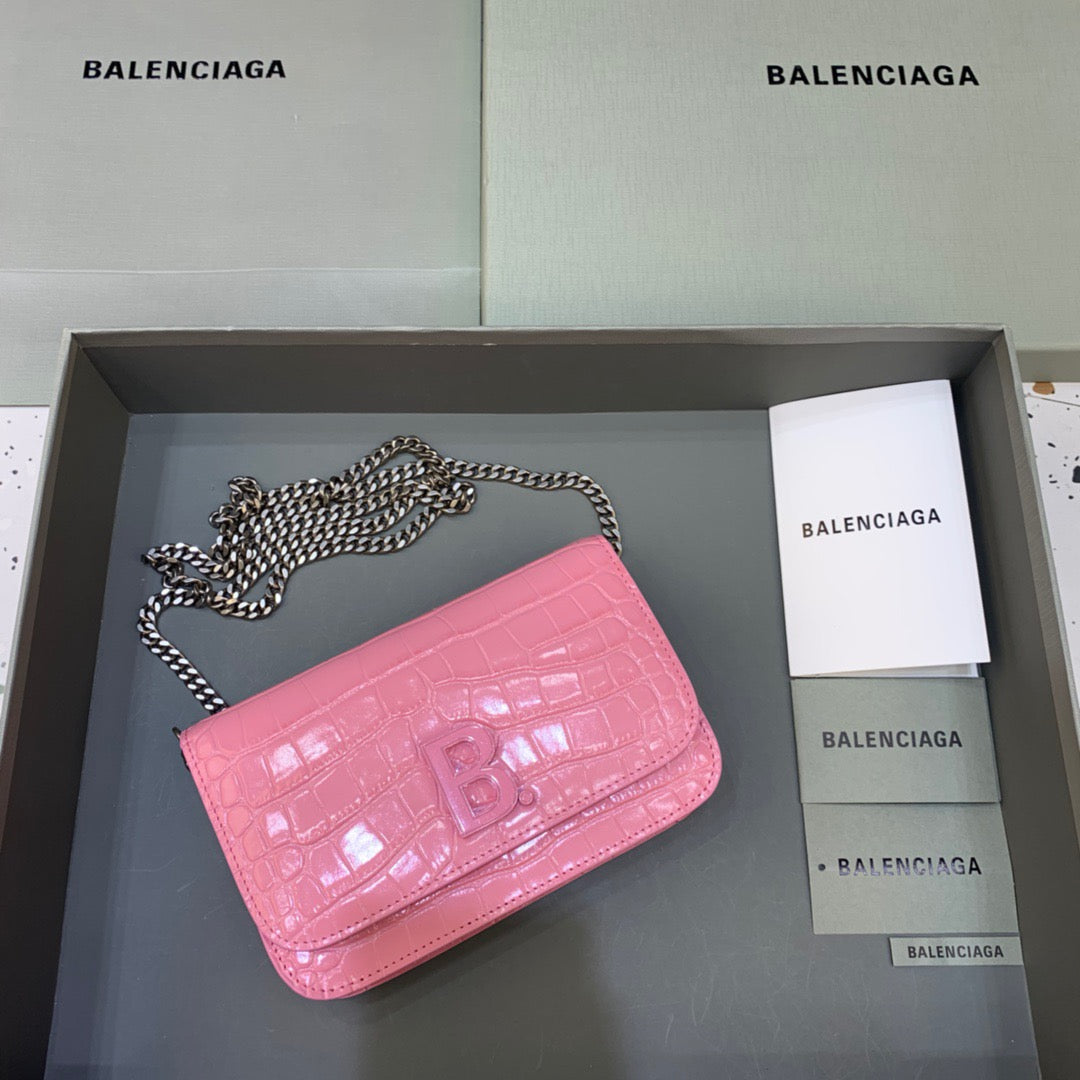 Top Quality Croc Embossed Patent Bag With Pink Chain Travel Bag