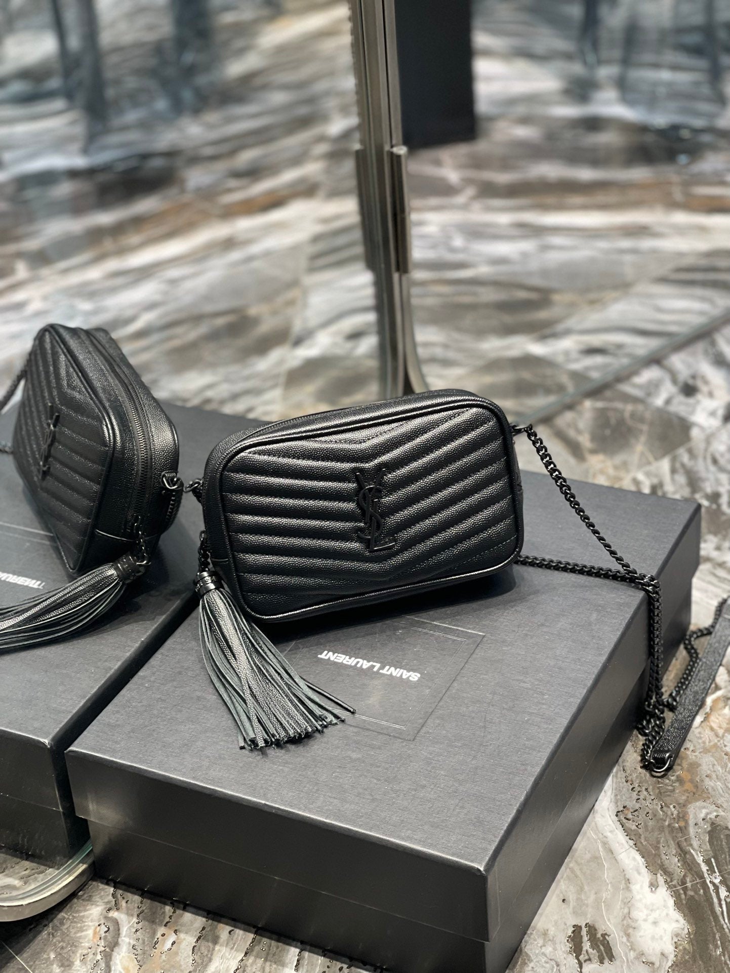 YSL Saint Laurent YSL Top Quality Lou Bag In Grain Quilted Black Travel Bag