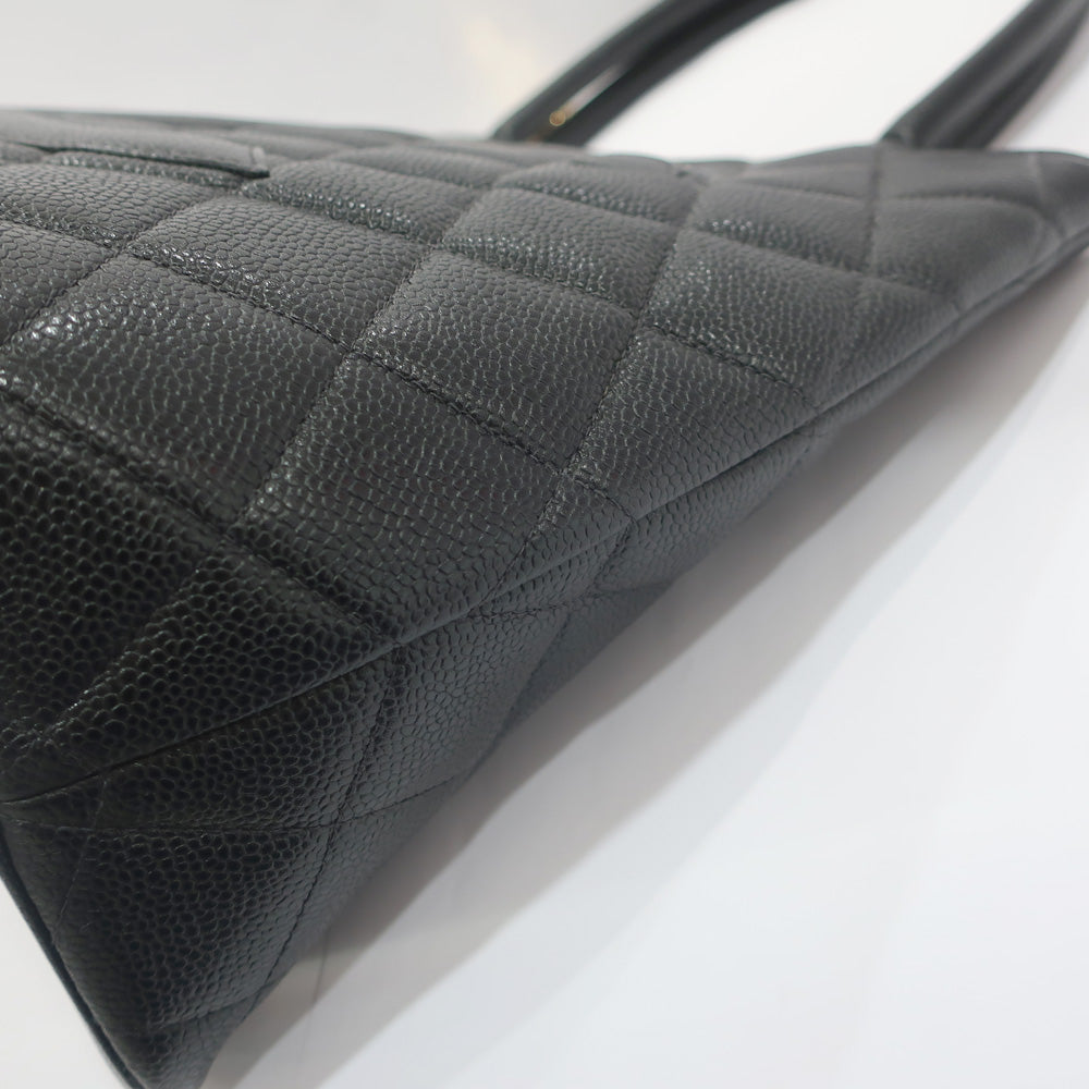 Chanel Tote Bag Caviar Skin Metal Fittings Black Gold