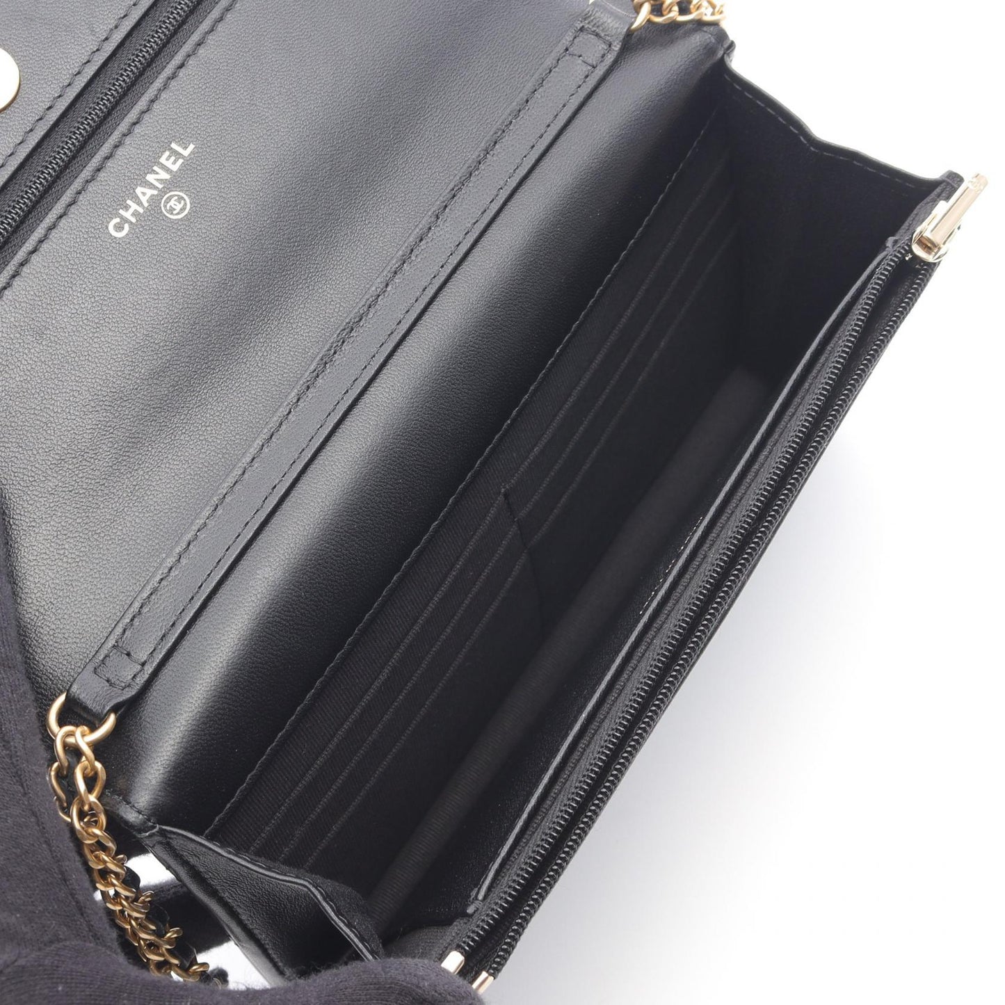 Matelasse Lambskin Shoulder Bag Signature Structured