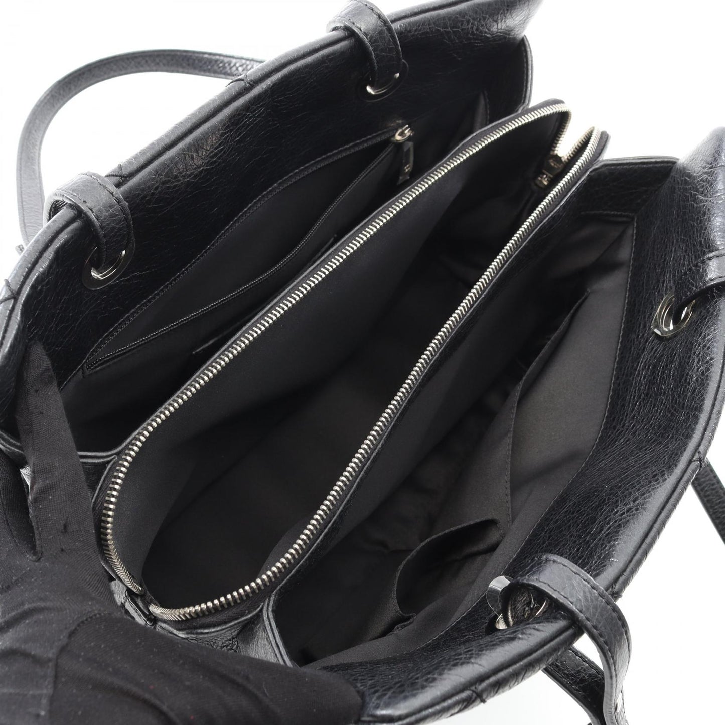 On the Road Leather Tote Bag Signature