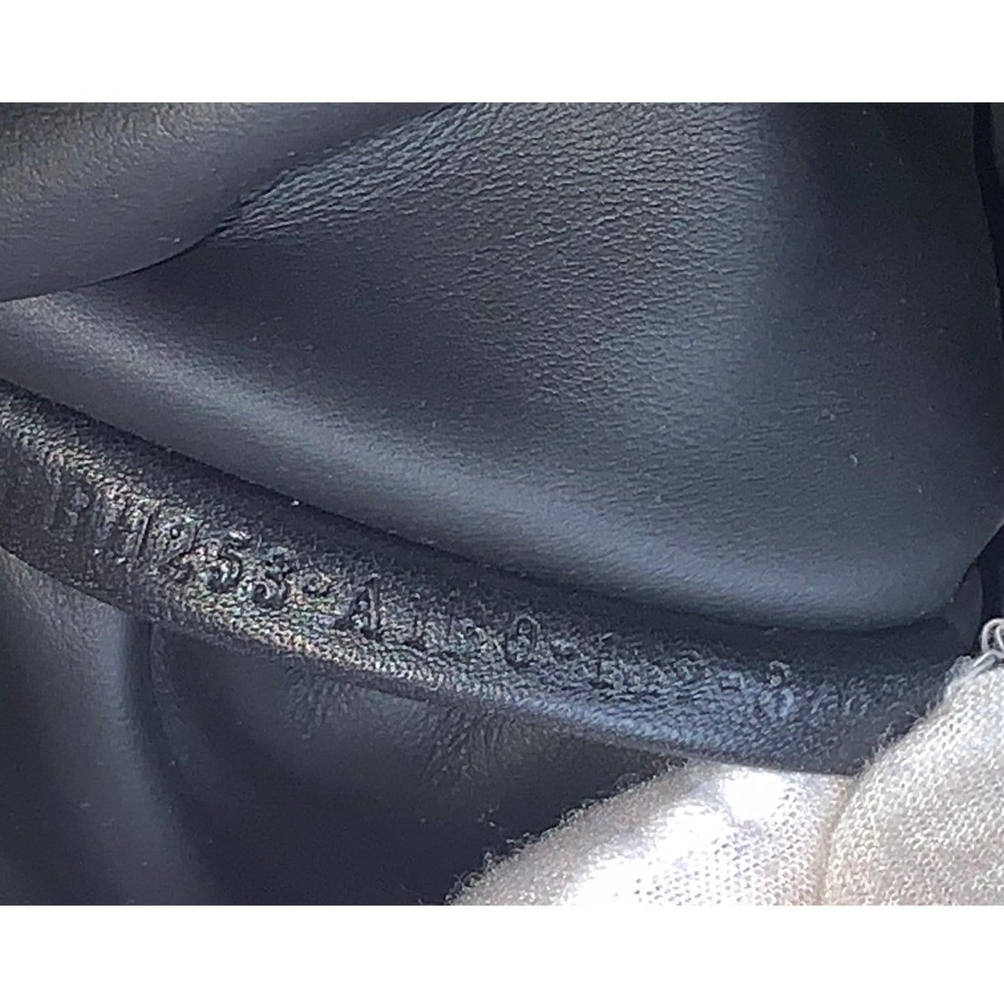 Fendi Petite 2Jours Whipstitch Tote Shoulder Bag Leather Black