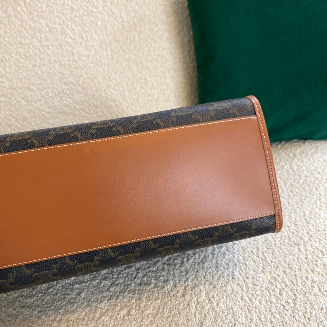 Top Quality Horizontal Cabas In Triomphe For Canvas Tan Travel Bag