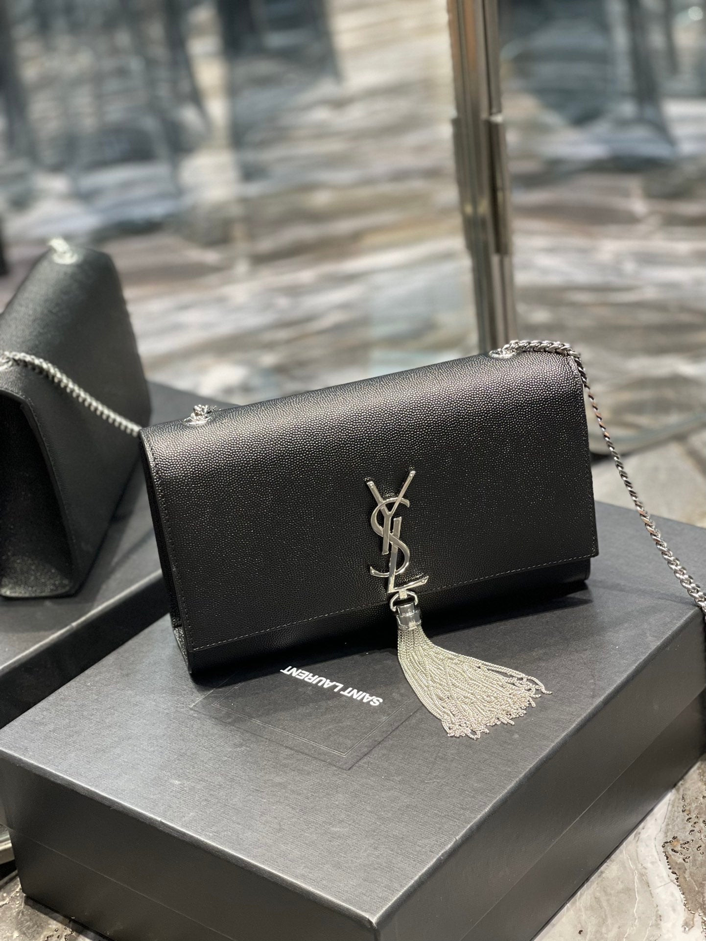 YSL Saint Laurent Ysl Saint Laurent Kata Medium Chain Bag Black Travel Bag Ysl 354119Bow0N1000 1736