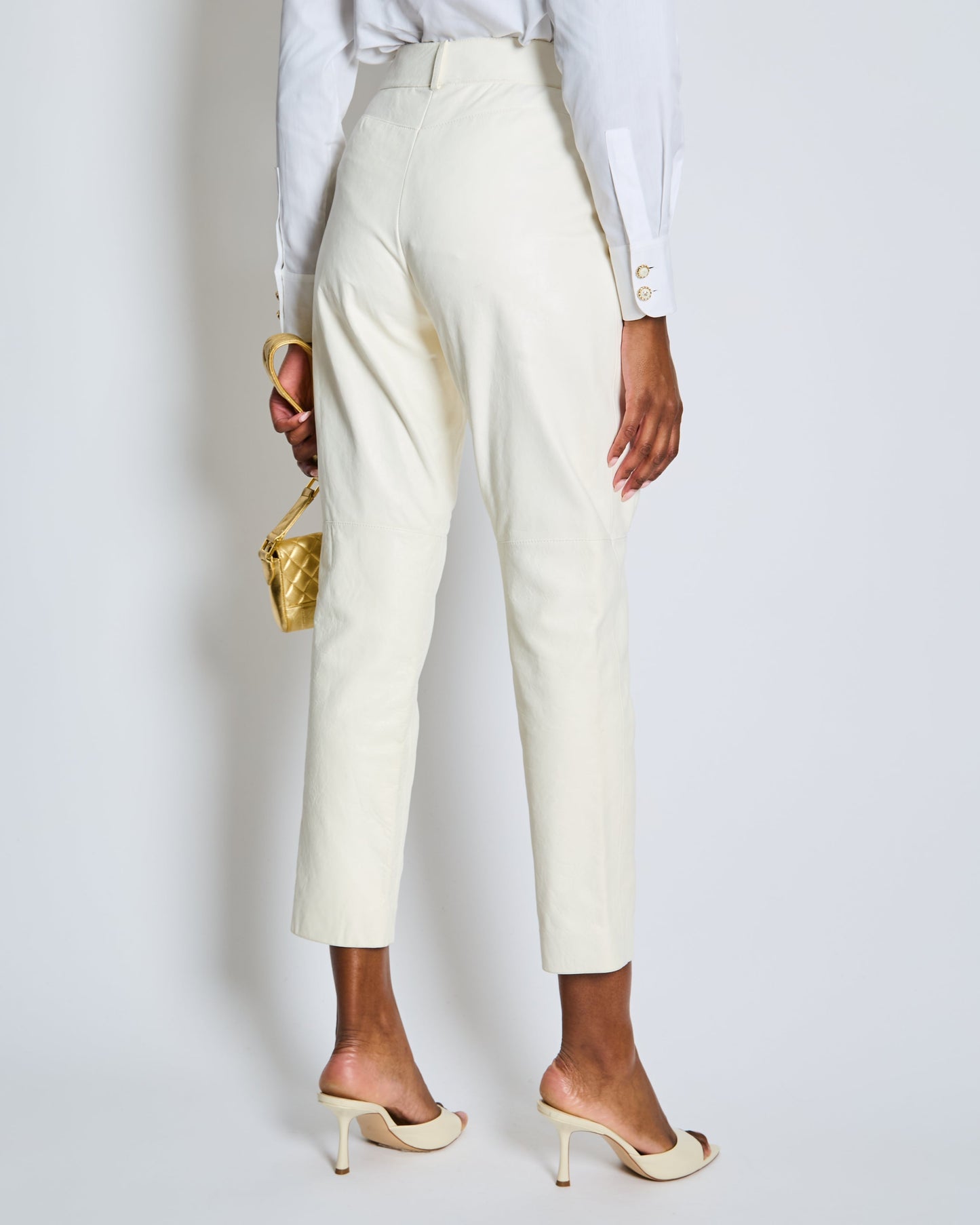 Chanel Resort 2019 La Pausa White Leather Tro rs with Gold and Pearl Embellished CC Logo Button Size FR 36 (UK 8) Accessory