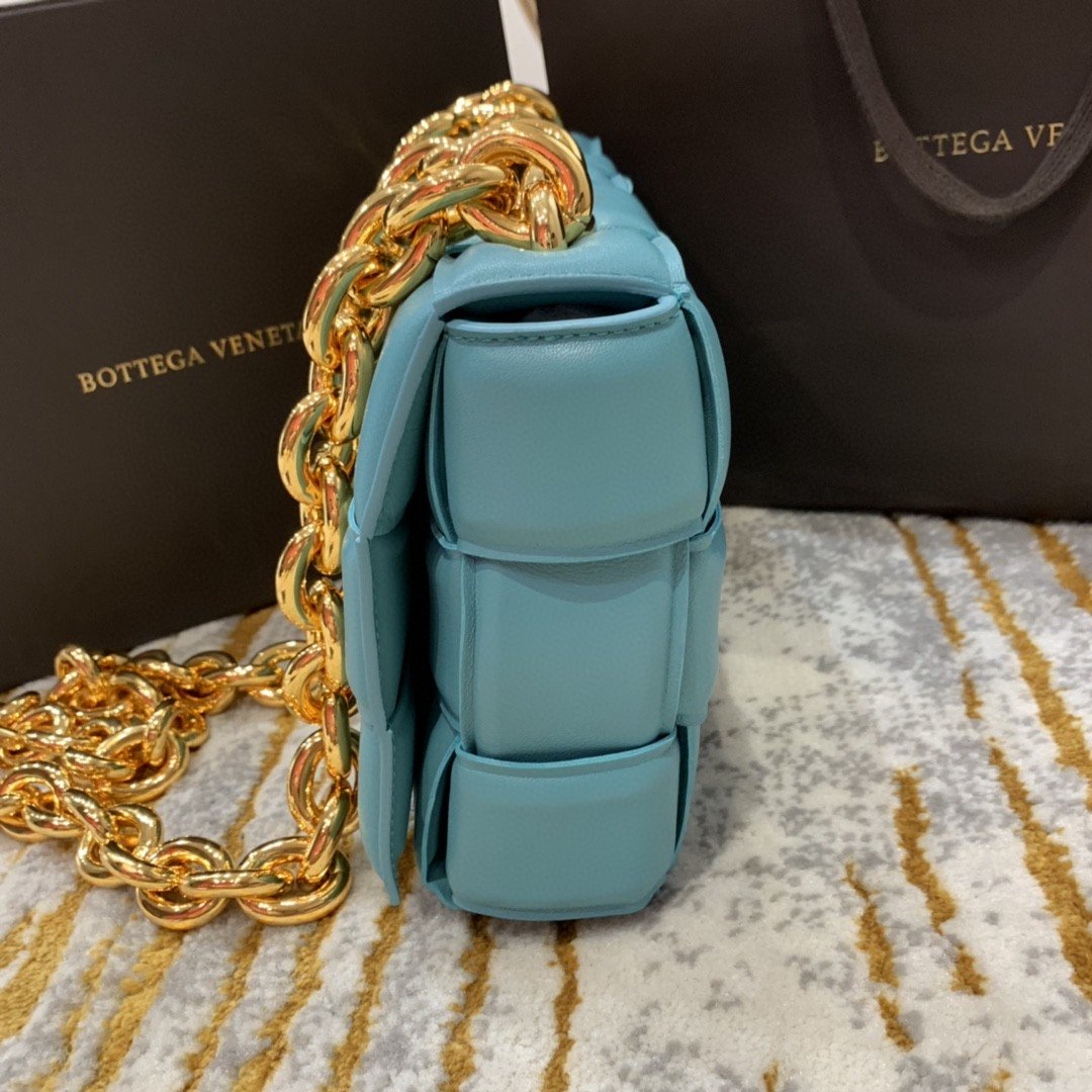 Top Quality Cassette Bag For Women In Blue Chain Travel Bag