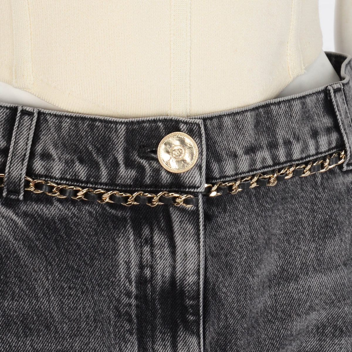 Chanel Black Denim CC Chain Trim Jeans FR 42 Apparel