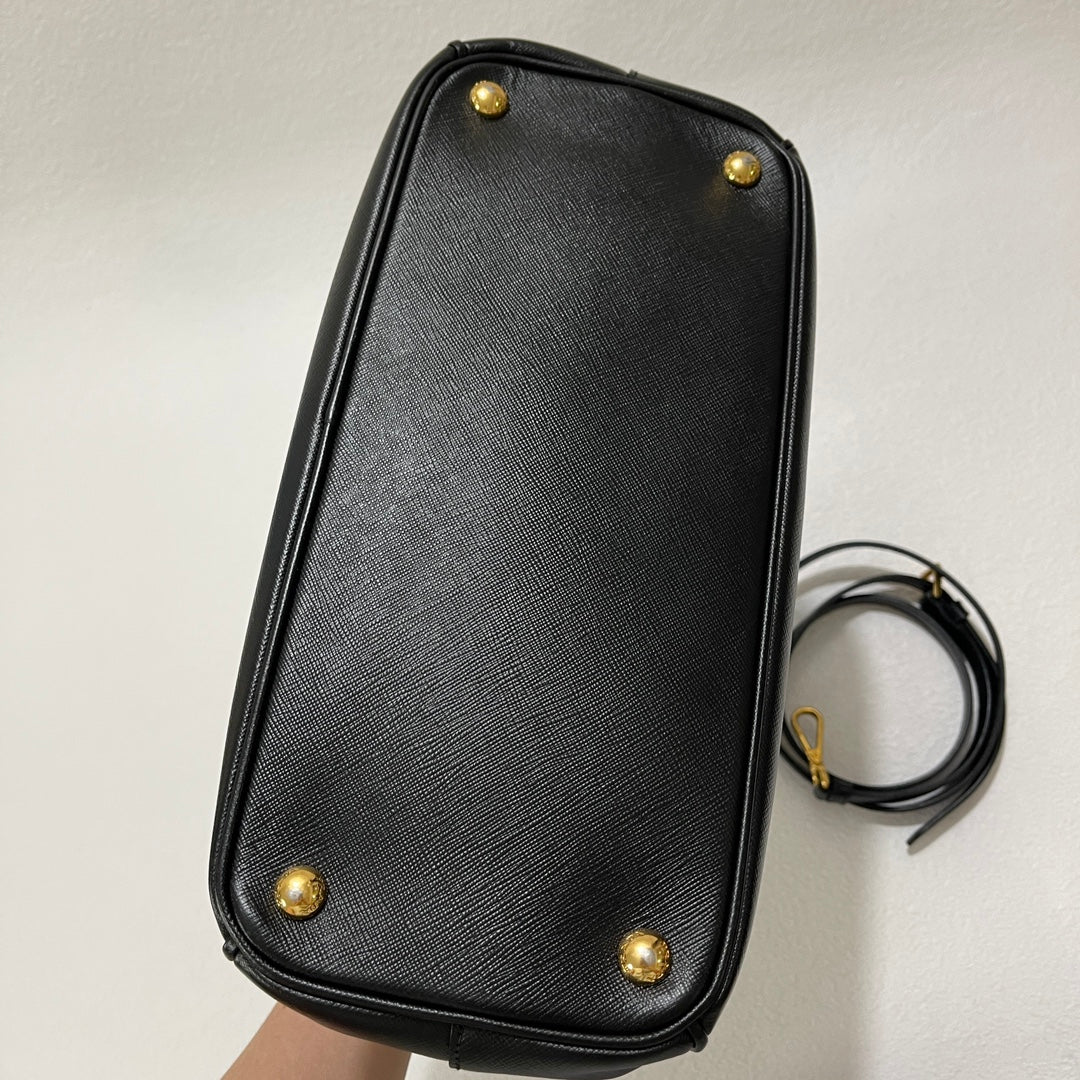Prada Galleria Saffiano Handbag With Strap Leather Black Travel Bag