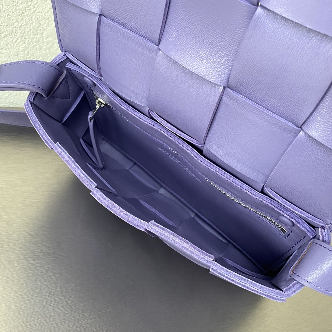 Top Quality Cassette Violet For Women Women Travel Bag