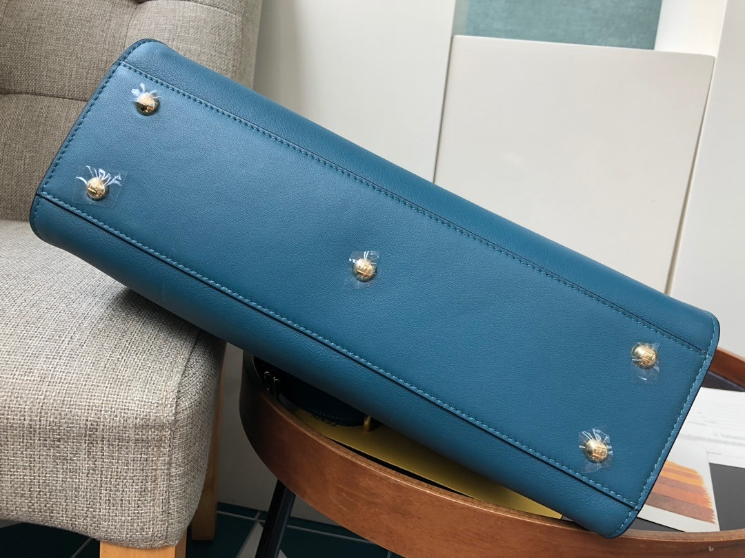 Top QualityTop Quality Handle 12in Blue Handbag