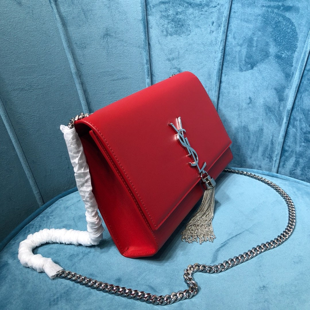 YSL Saint Laurent Kate Tassel 9in 24cm Grain De Poudre Red Medium Chain Handbag 94In24Cm Ysl