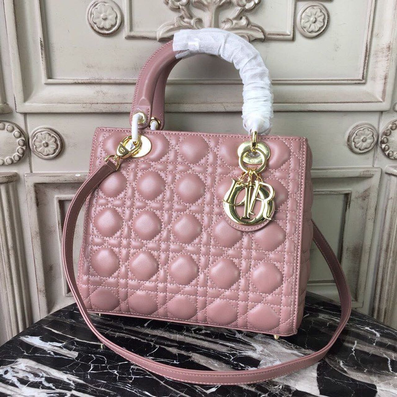 Metop Qualityum Lady Toned Hardware Pink Gold Travel Bag