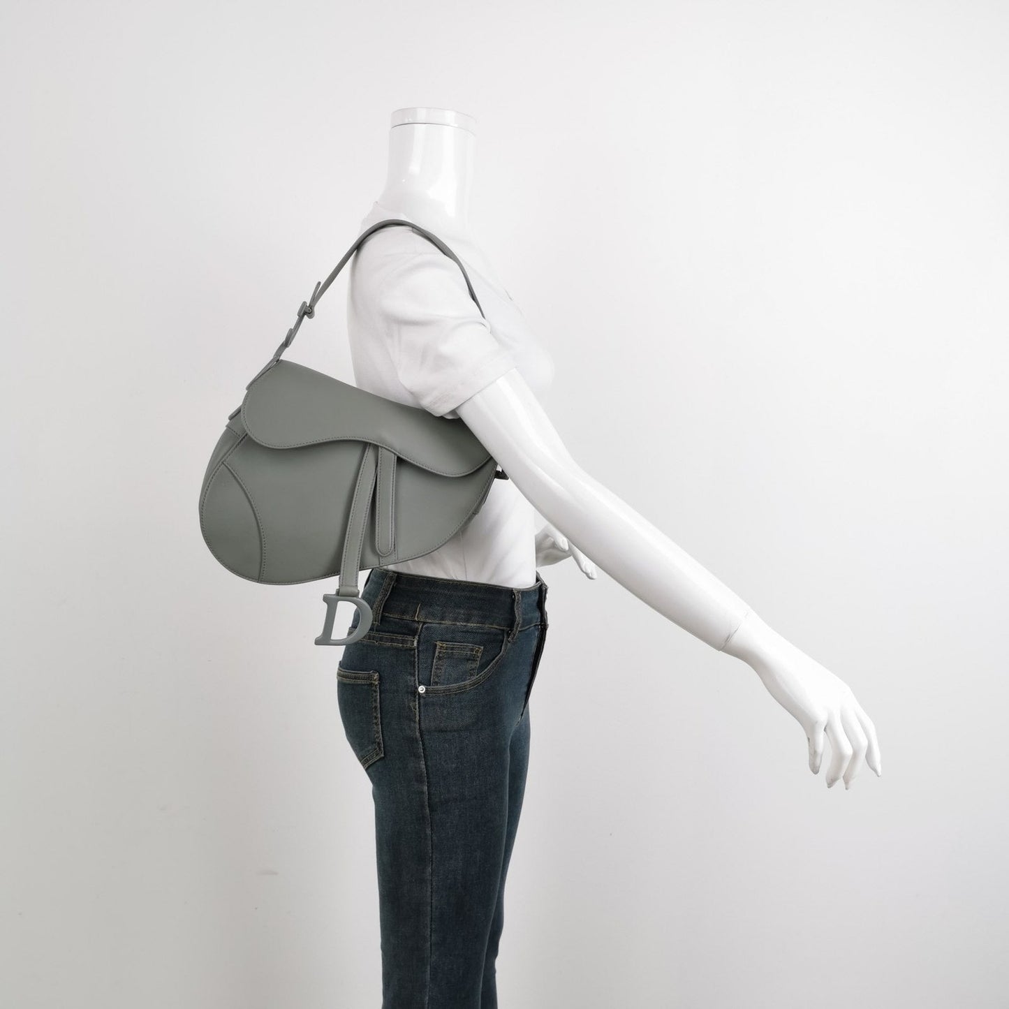 Dior Saddle Calfskin Matte Monochrome Grey Handbag Leather Medium Travel Bag