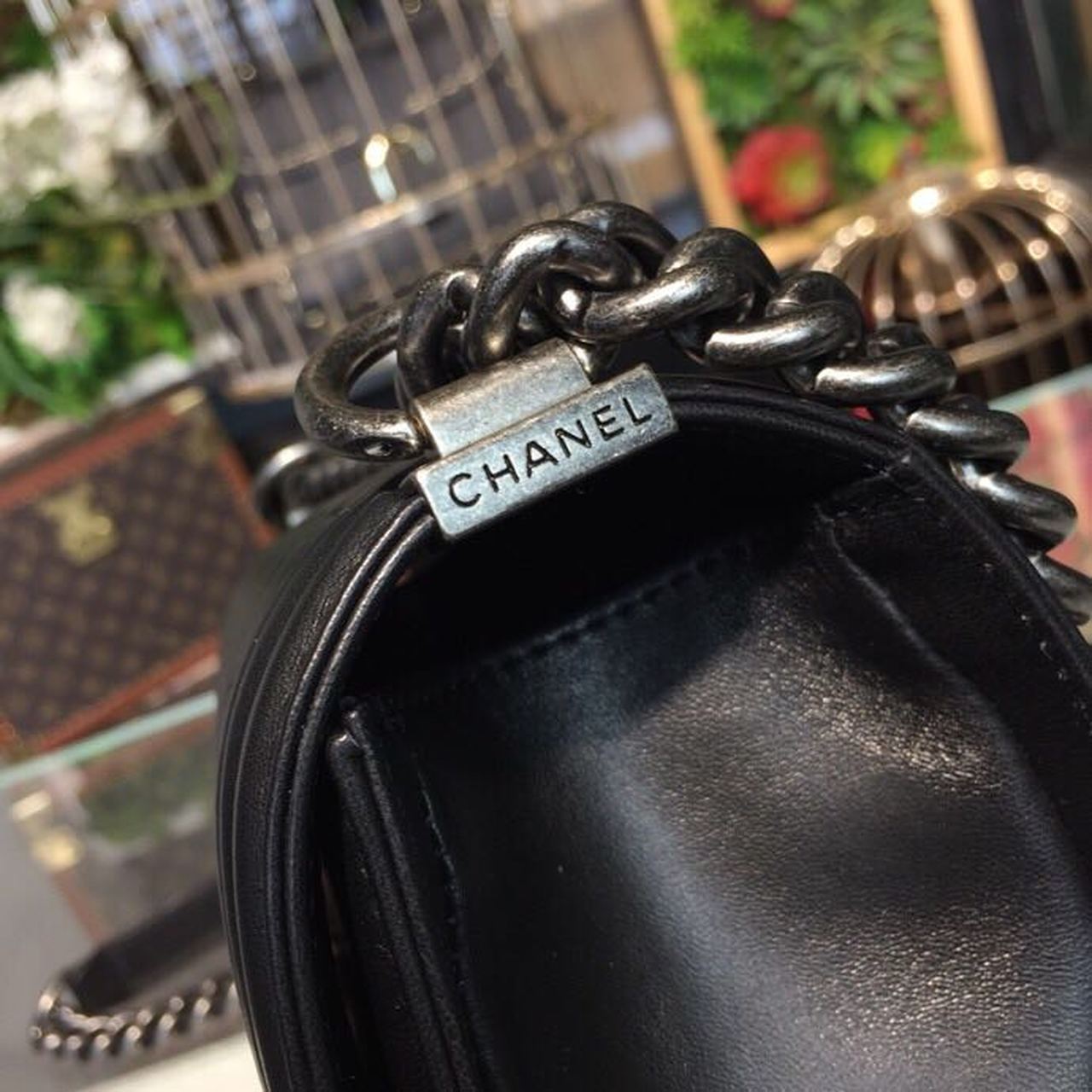 CHL Boy Hardware , ’s Black Silver Crossbody Bag 98In25Cm A67086
