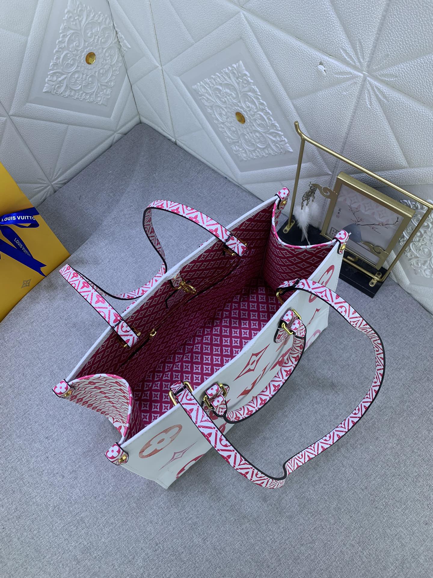 EN - Luxury LUV 817 Travel Bag