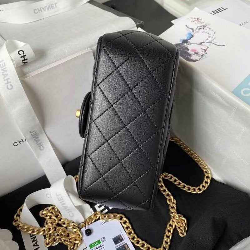 Chanel Chanel Flap Bag Bg02813 Handbag