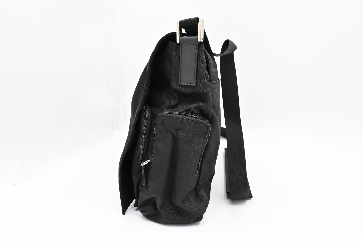 Gucci Messenger Canvas Black Travel Bag