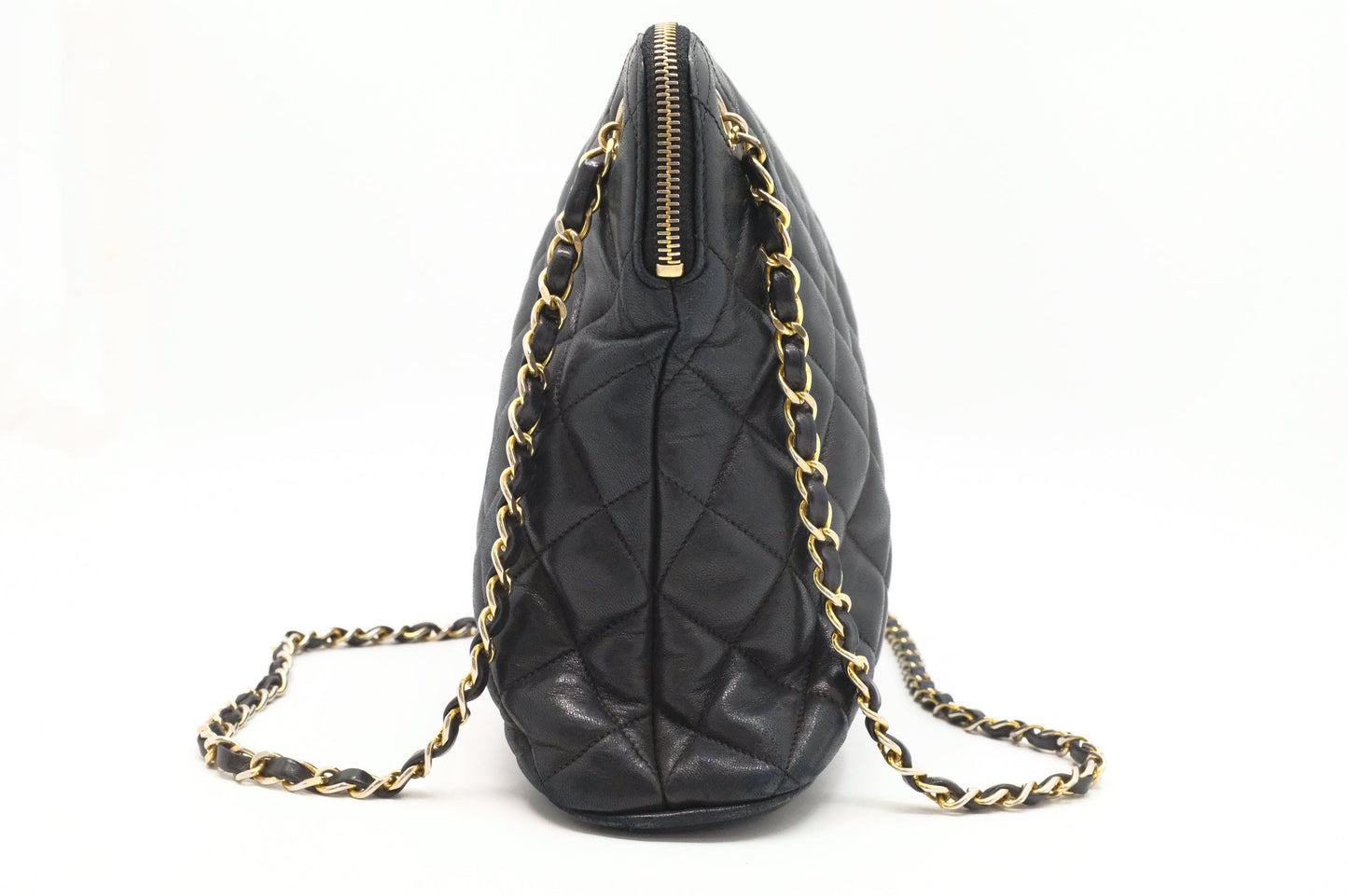 Chanel Mattelassé Black Leather Shoulder Bag Leather 2