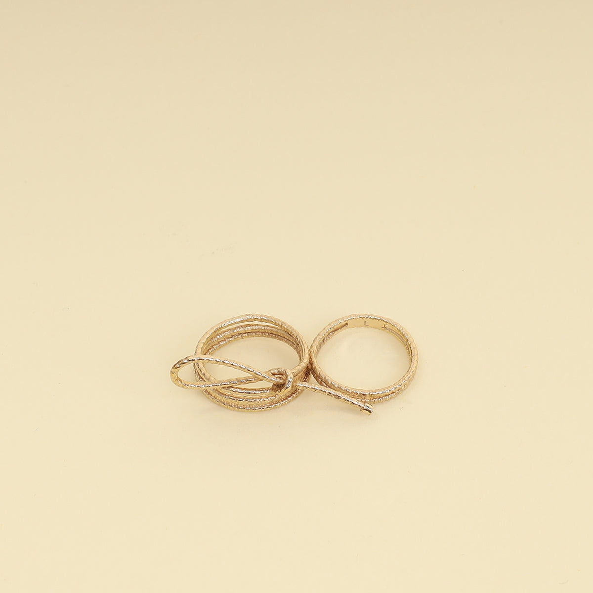 Dior Jewelry Christian Rose Double Finger Bow Cocktail Ring Gold Large