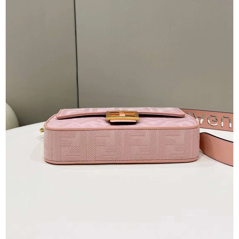 Fendi Classic Baguette Hand Bag Shoulder Bag Hand Bag Bg02070
