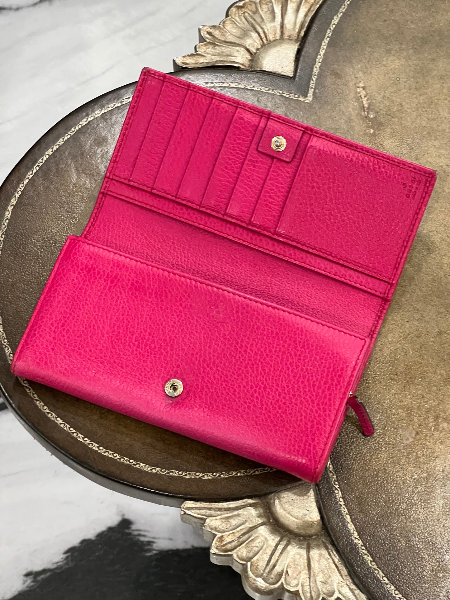 Gucci SWING Wallet Case