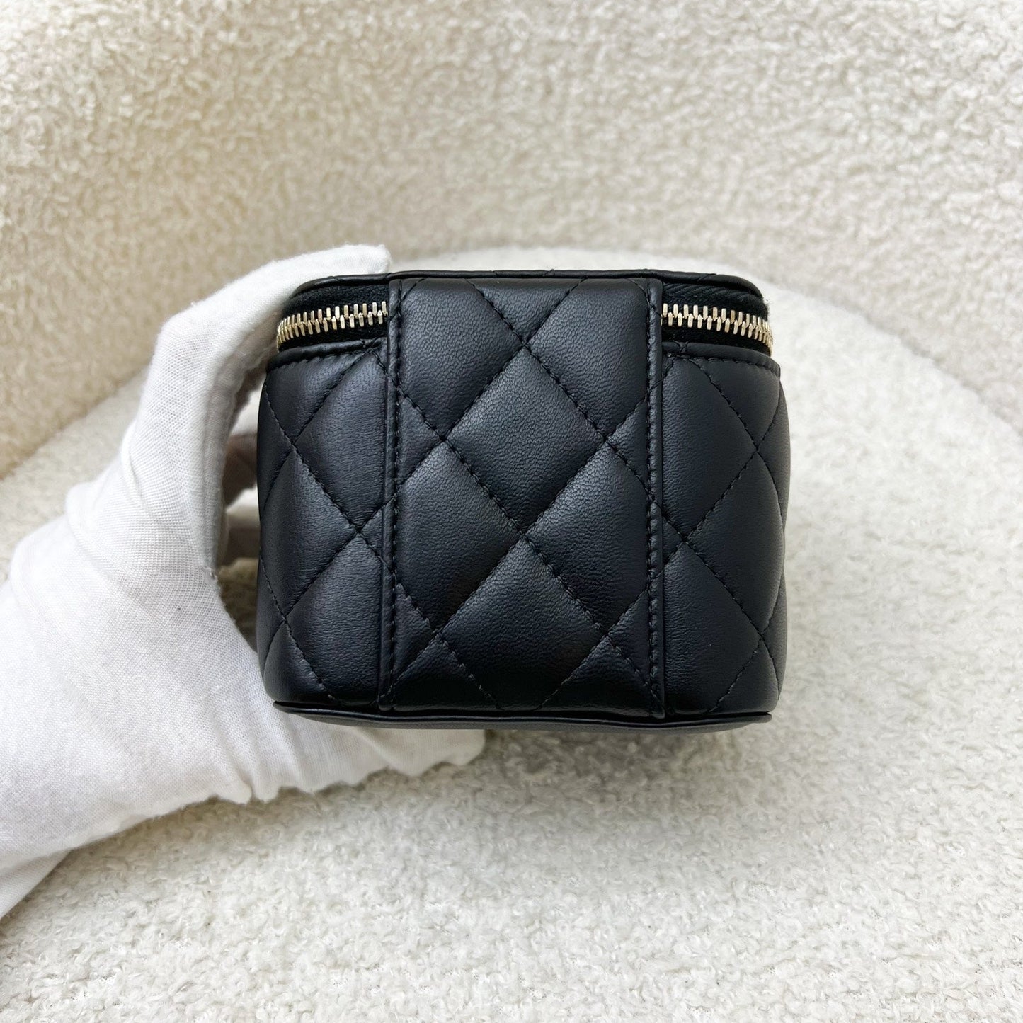 Chanel Pearl Crush Mini Cube Vanity in Black Lambskin and AGHW (Model: )